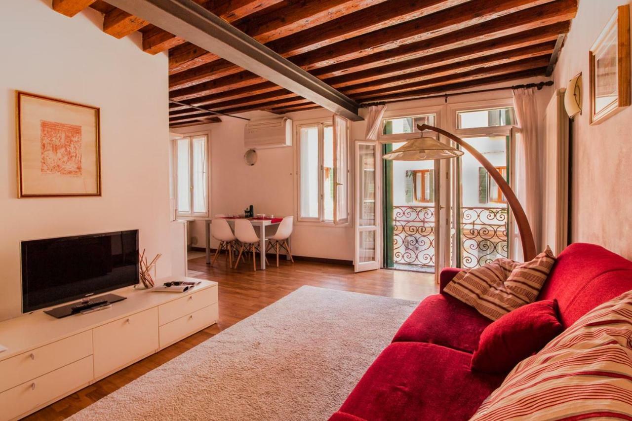 Art Apartment